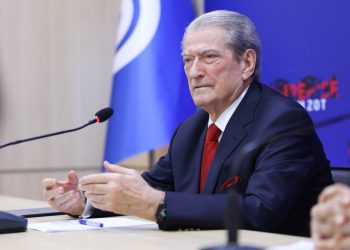 Ftesa e Bardhit për kandidatë të përbashkët, si i përgjigjet Berisha