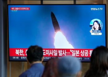 Seuli: Koreja e Veriut ka lëshuar dy raketa balistike