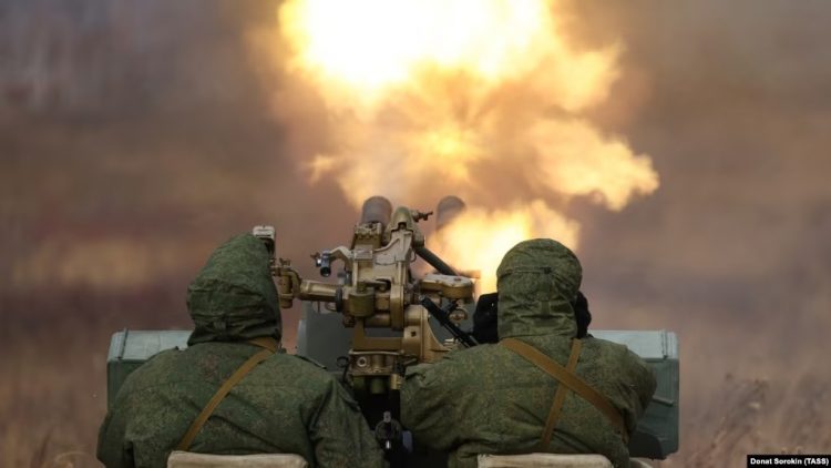 “Nuk e di se si mbijetova”, ushtarët rusë tregojnë si po zhvillohet lufta në Donbas
