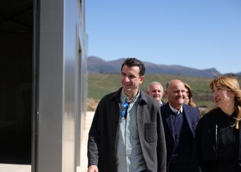 Veliaj në tregun e ri të Farkës: Ata që protestonin tek Astiri sot kërkojnë vota…