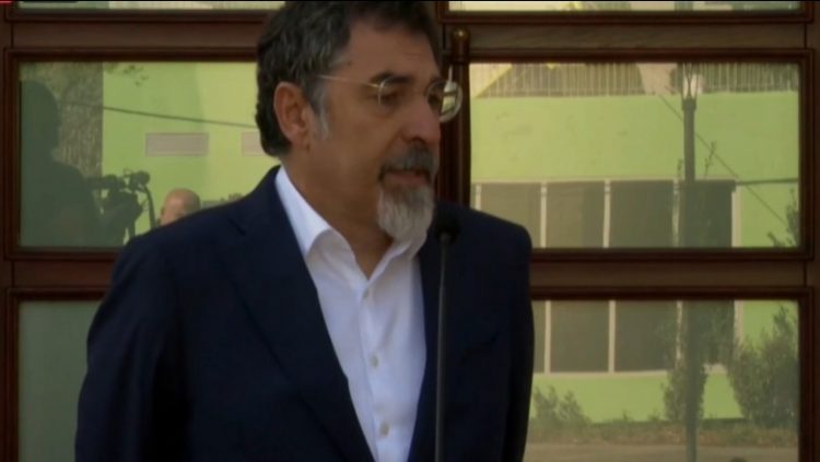 Çuçi: Shtyhet afati i ID, kujt i ka skaduar karta e identitetit do të lejohet të votojë