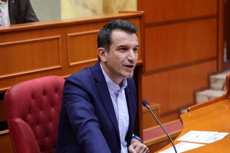 Pas denoncimit të Këlliçit, Veliaj: Do ndërtojmë një kopsht dhe një çerdhe në Astir
