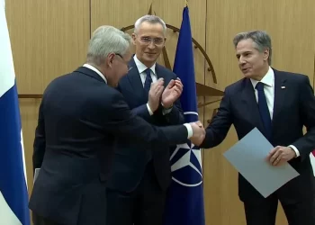 Finlanda zyrtarisht anëtare e NATO-s, dyfishohet kufiri i aleancës ushtarake me Rusinë