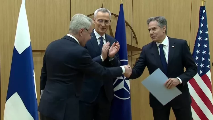 Finlanda zyrtarisht anëtare e NATO-s, dyfishohet kufiri i aleancës ushtarake me Rusinë