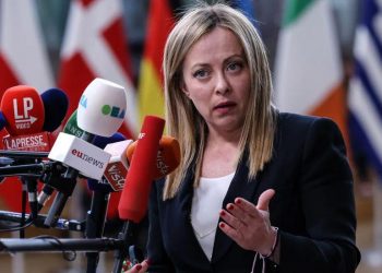 Itali, 100 mijë euro gjobë zyrtarëve që përdorin fjalë të huaja