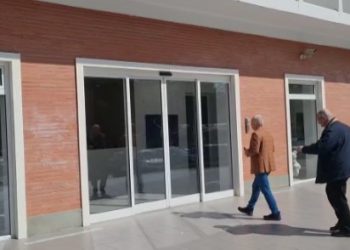 Meta shkon në selinë blu, takim me Sali Berishën