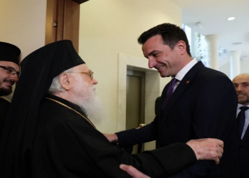 Veliaj uron Pashkët: Ditë e njerëzve që punojnë dhe duan të çojnë gjërat përpara