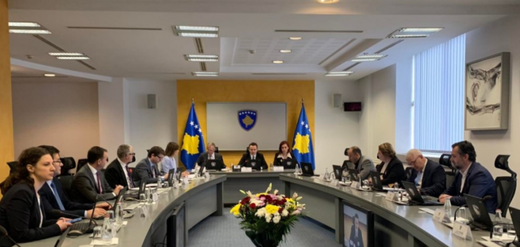 Kurti: Liberalizimi, pranimi i aplikimit në KiE konfirmojnë se jemi në rrugën evropiane