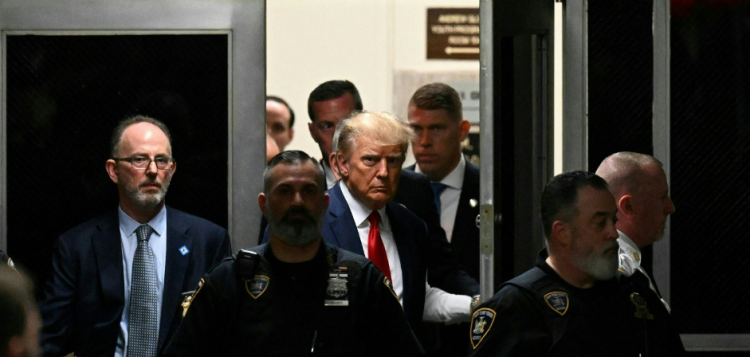 Përballë 34 akuzave penale/ Çfarë mund të ndodhë pas padisë kundër ish-Presidentit Trump?