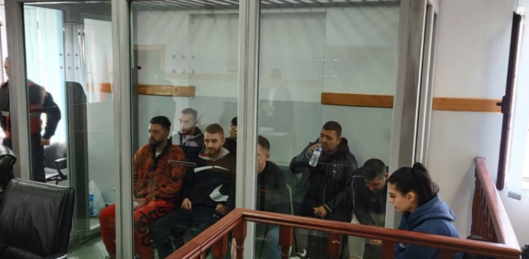 Burg për 7 të rinjtë e famshëm të TikTok, shpërndanin kokainë në lokalet e natës