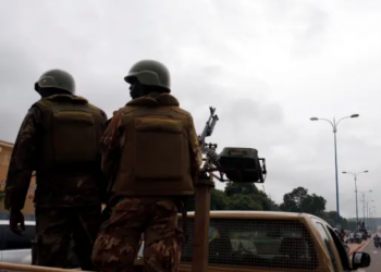 Sulm me bombë në Afrikë, vdesin 9 persona dhe plagosen 60 të tjerë