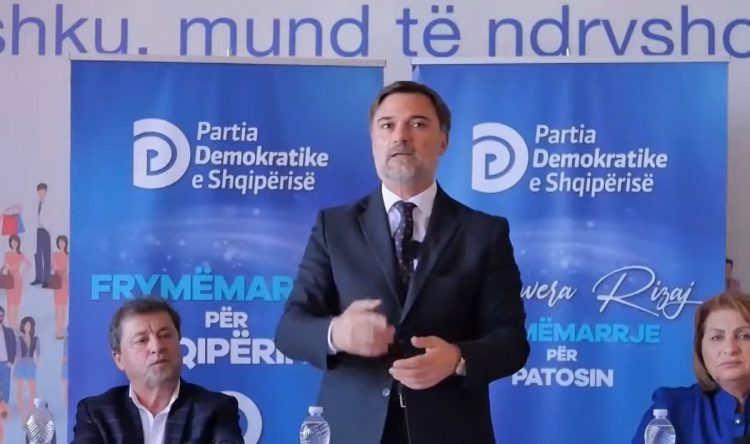 Alibeaj në Patos: Trinomi Rama, Berisha, Meta i kanë zënë frymën popullit që nga ‘98