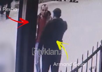 Me thikë në xhep e pistoletë në brez/ Pamjet si nisi sherri me 2 të vrarë në Kavajë