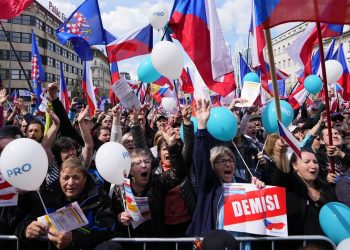 Inflacion dhe varfëri, mijëra protestues kërkojnë largimin e qeverisë në Pragë
