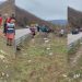 Detaje nga aksidenti në Librazhd/ Makina e çiftit u gjet nga kalimtarët në përrua