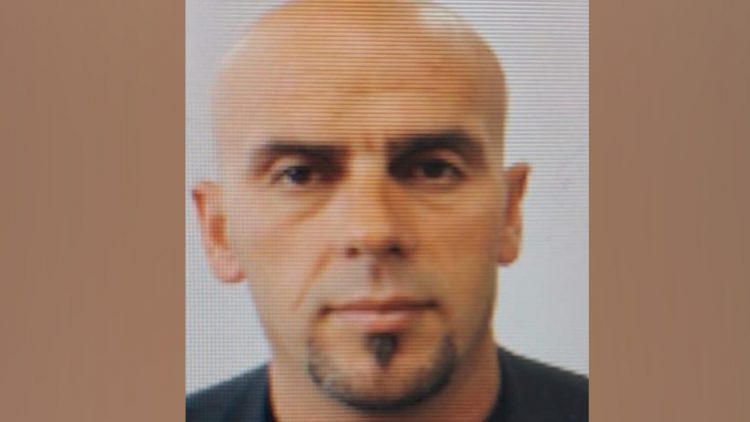 A je penduar për krimet? Dan Hutra: Unë s’kam mbaruar punë, seriozisht e ke?