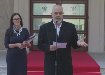 Sa do shkojnë pagat për një sërë profesionesh? Rama: Specialisti më i ulët, 81 mijë lekë