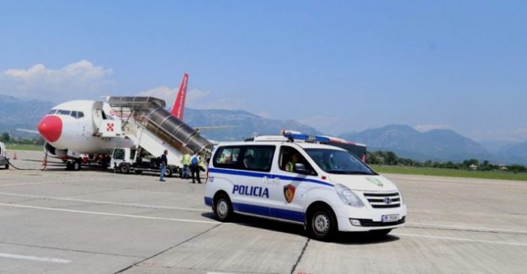 Emri/ Ekstradohet 33-vjeçari drejt vendit tonë: Ishte kapur me mbi 88 mijë euro dhe…