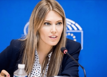 Skandali i “KatarGate”, lirohet nga qelia eurodeputetja greke Eva Kaili