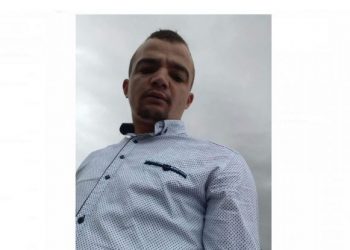 Dyshohet se përdhunoi 23-vjeçaren, burg për kryeplakun e fshatit, i riu mohon akuzat