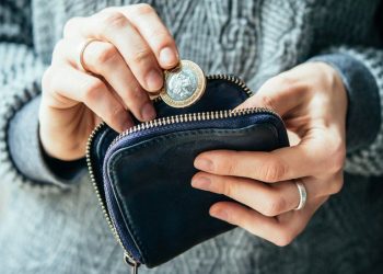 4.4% e individëve kanë gati 60% të vlerës së depozitave në vend