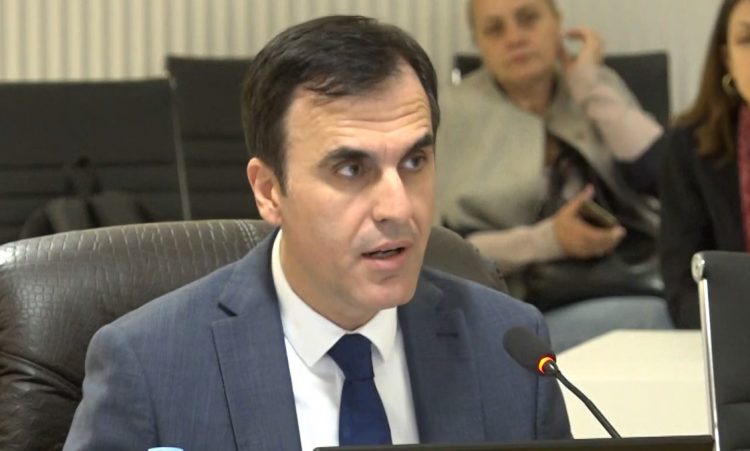 Olsian Çela ngre shqetësimin për vakancat në Prokurori: Arrijnë në 42 %