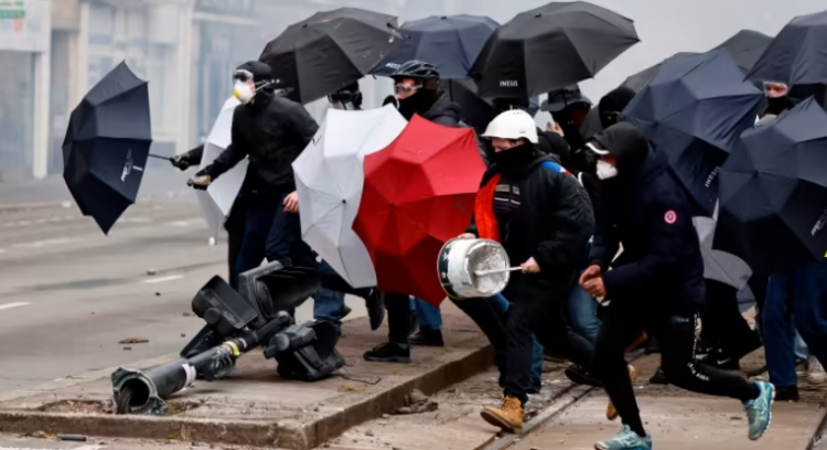 Protestat kundër reformës në Francë, 111 të arrestuar