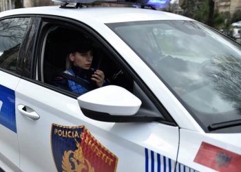 Borxhi prej 25 mijë eurosh, dy vëllezërit marrin peng biznesmenin e ndërtimit