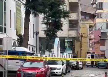 Alarmohet policia në Pogradec, njoftohet për një objekt të dyshimtë në një mjet