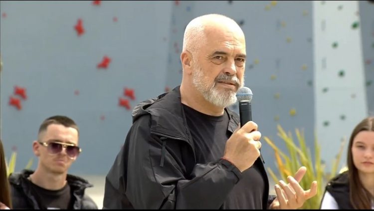 Rama për Berishën: “Baca” s’është në fletën e votimit. Keni “Like floririn”