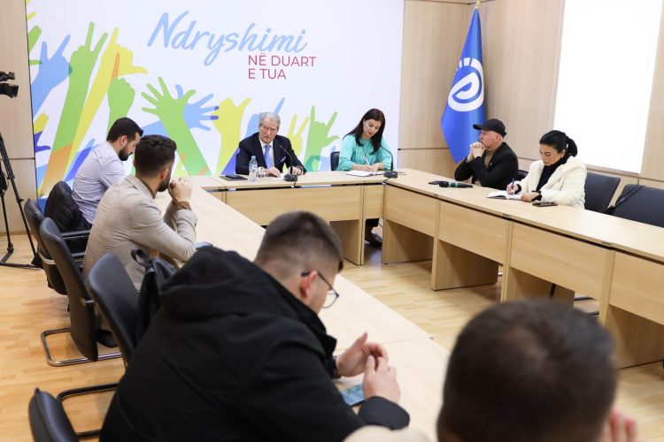 Berisha për Kim:Ndërhyrja në fushatë, krim.Gjuhën e piromanit e përdorin ata që kanë ethe