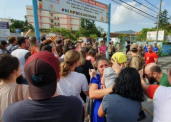 E rëndë/ Sulmoi të miturit me sëpatë në një çerdhe në Brazil, raportohen 4 viktima