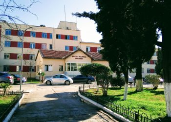 Zjarr në Spitalin Rajonal Shkodër, policia jep detaje