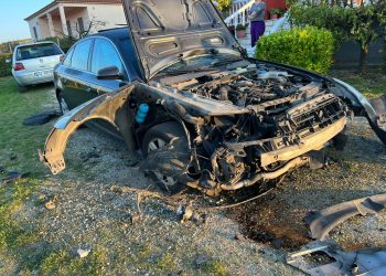 Fotot e “Audi-t” që shpërtheu sapo Ndreca u fut në makinë