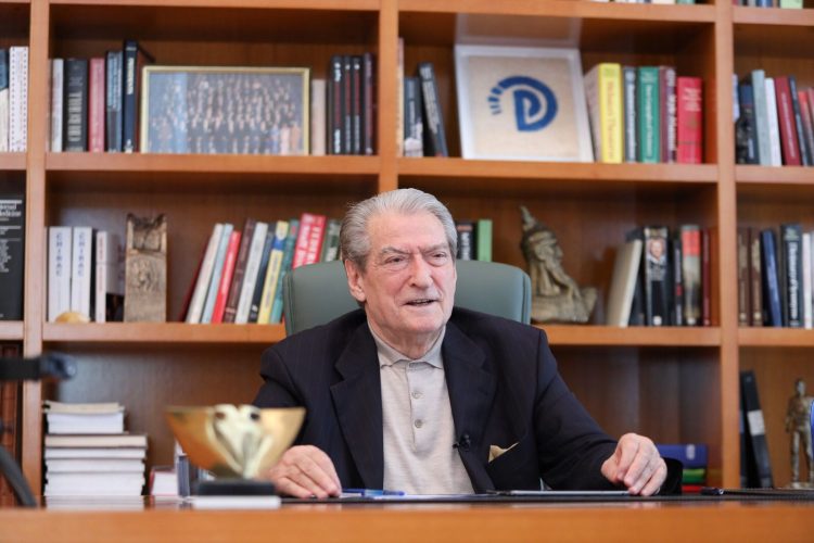 Berisha: Me Ramën s’ka zgjedhje, duhet lëvizje paqësore e shoqëruar me mosbindje civile