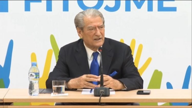 “Helenizimi i Himarës”, Berisha: Beleri ka folur për pronësinë e tokës