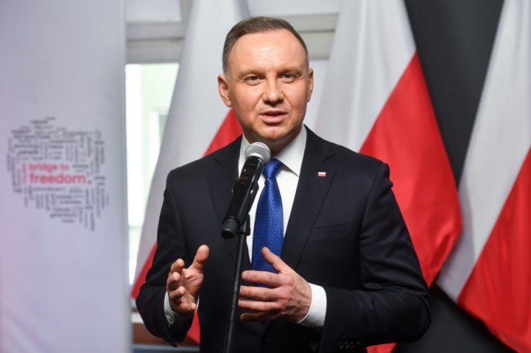 Vizita e parë zyrtare pas 20 vitesh, presidenti polak viziton Shqipërinë më 10 Maj