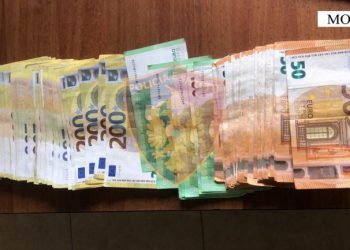 Tentoi të fuste ilegalisht mbi 23 mijë euro në Morinë, procedohet penalisht shtetasi turk