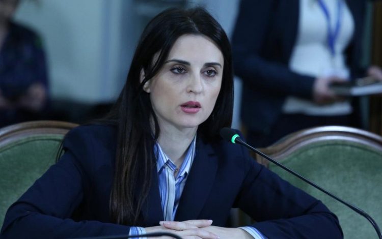 Emirjana Sako fiton Durrësin me diferencë të lartë votash