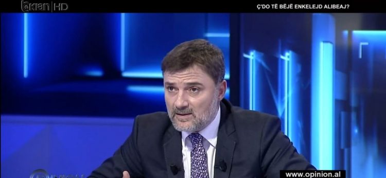 “U refuzua bashkimi i PD”, Alibeaj: Po foli Berisha, ata e qepin gojën