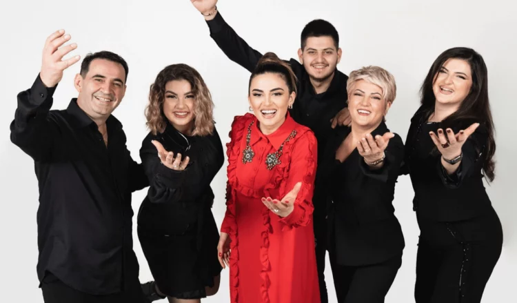 Gjysmëfinalja e dytë, Albina dhe familja Kelmendi performojnë sot në skenën e Eurovision