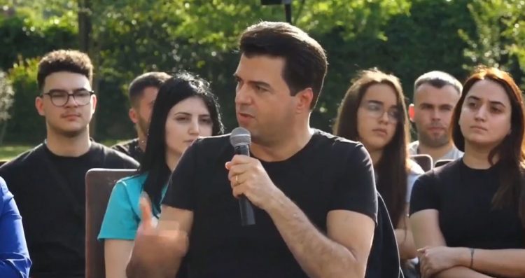 A do kthehet në krye të PD? Basha: Unë jam dorëhequr, por do kemi kohë se…