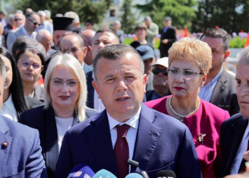 Balla në Fier: Në 2025 të mundësojmë votën e shqiptarëve që jetojnë jashtë territorit