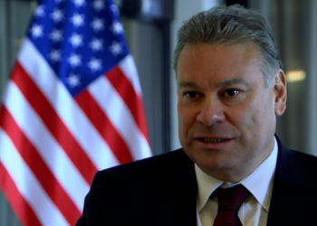 Escobar: Kosova dhe Serbia të zbatojnë marrëveshjen deri në fund të verës