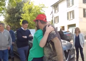 Meloni viziton zonat e prekura nga përmbytjet: Do të japim përgjigje të menjëhershme