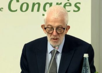 Vendoret, Dickson: Munguan debatet e vërteta dhe programet politike