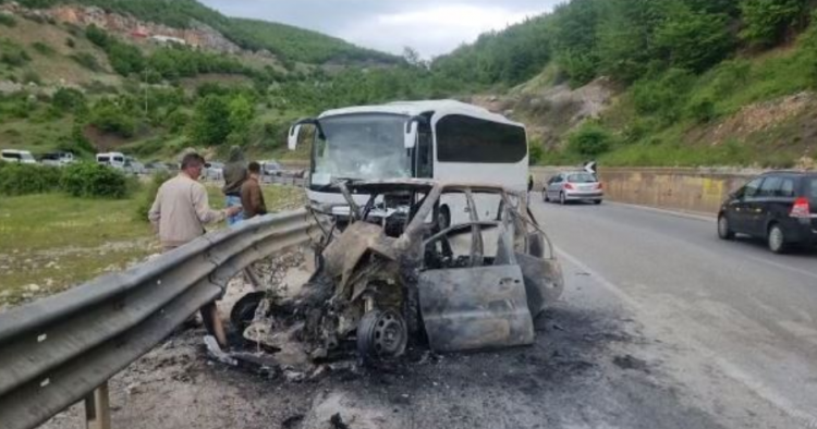 Aksidenti në Qafë Thanë/ Policia: 6 të plagosur, mes tyre edhe drejtuesi i automjetit