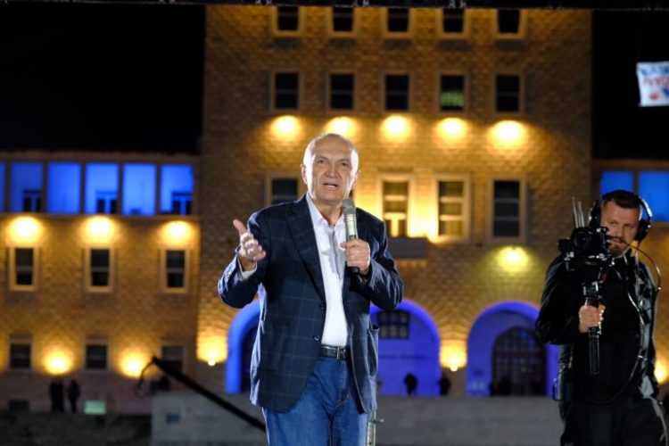 14 Maji, Meta: Opozita do t’i bëjë Ramës një trepikësh të paparë, Tiranë,Durrës,Elbasan