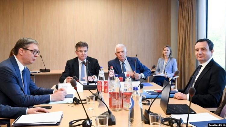 Pas takimit me Kurtin, Vuçiç: Kosova s’e pranoi draft-statutin për Asociacionin