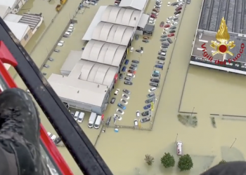 Përmbytjet e frikshme në Itali, shkon në 15 numri i viktimave